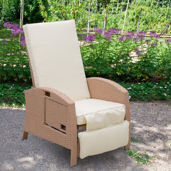 Outsunny Outdoor Rattan Wicker Adjustable Recliner Lounge